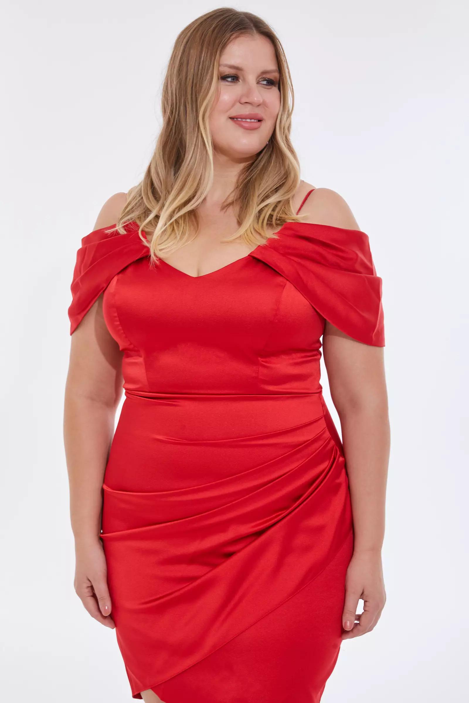 Red plus size satin short sleeve mini dress