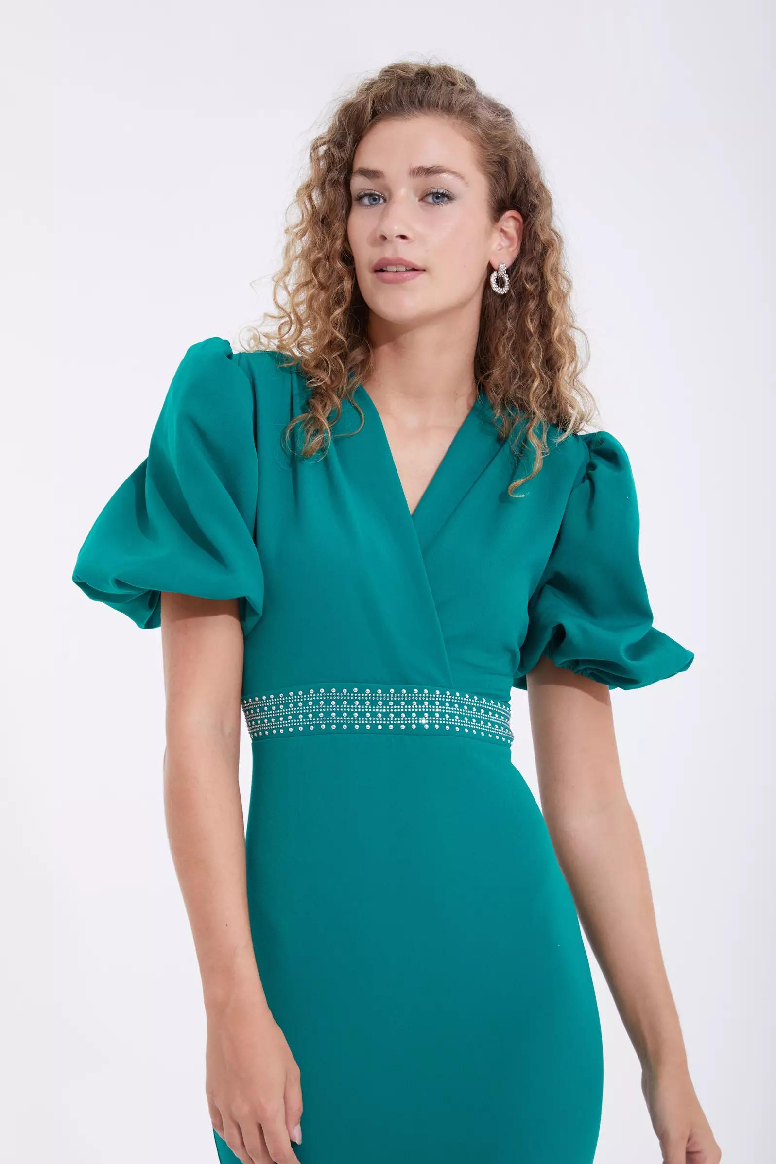 Green crepe short sleeve mini dress